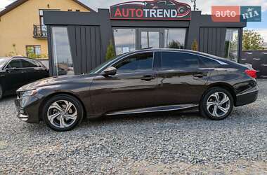 Седан Honda Accord 2018 в 