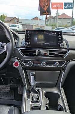 Седан Honda Accord 2018 в 