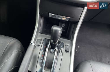 Купе Honda Accord 2013 в 