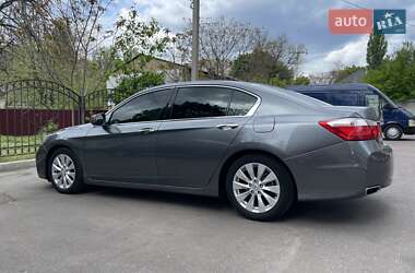 Седан Honda Accord 2014 в 