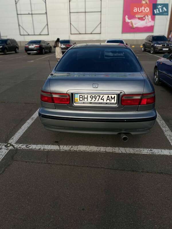 Седан Honda Accord 1996 в Одессе