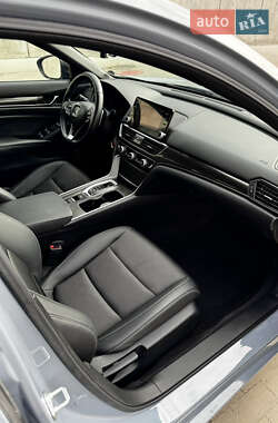 Седан Honda Accord 2022 в 