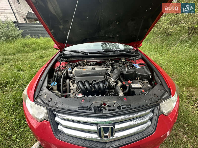 Седан Honda Accord 2008 в Киеве