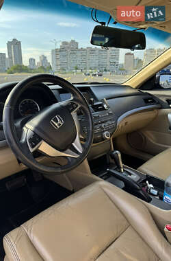 Купе Honda Accord 2008 в 