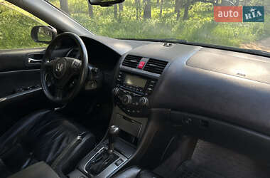 Седан Honda Accord 2006 в 