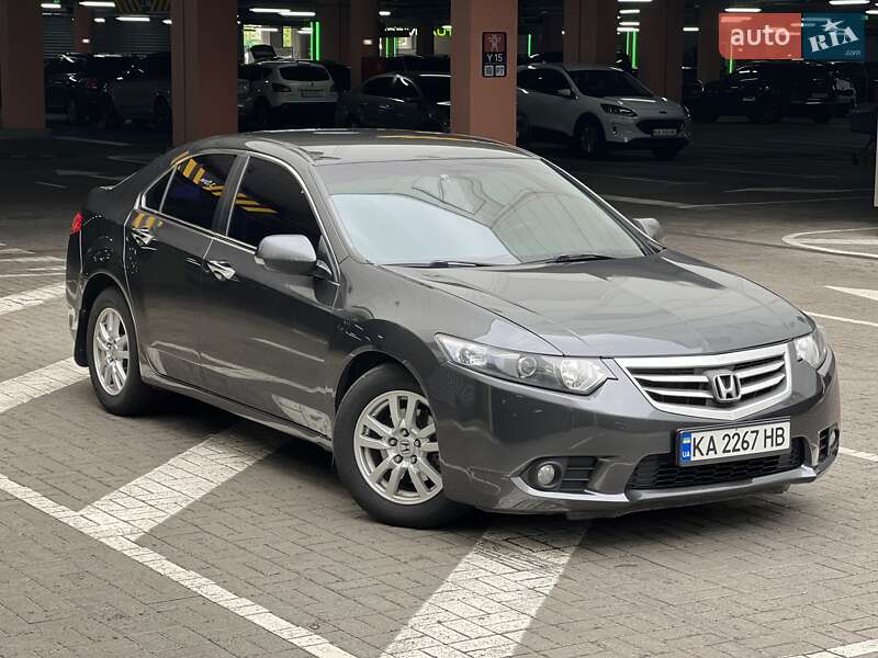 Honda Accord 2011