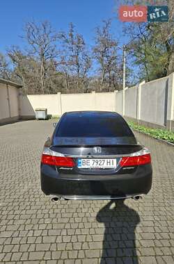 Седан Honda Accord 2014 в 