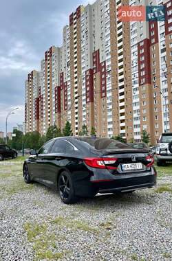Седан Honda Accord 2022 в 
