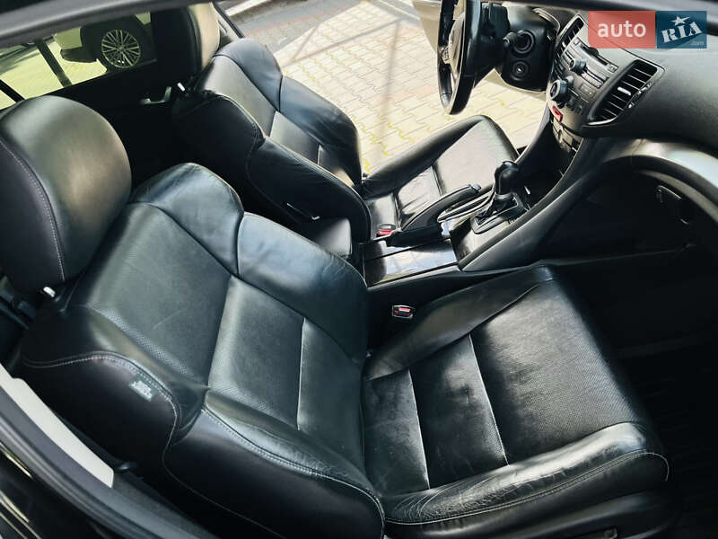 Седан Honda Accord 2012 в Виннице