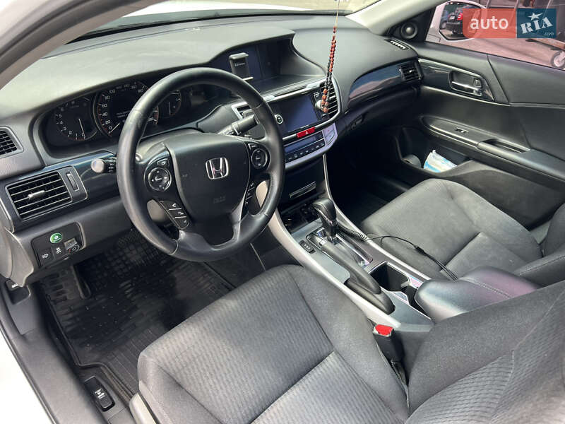 Седан Honda Accord 2013 в Києві фото 6 Седан Honda Accord 2013 в Києві