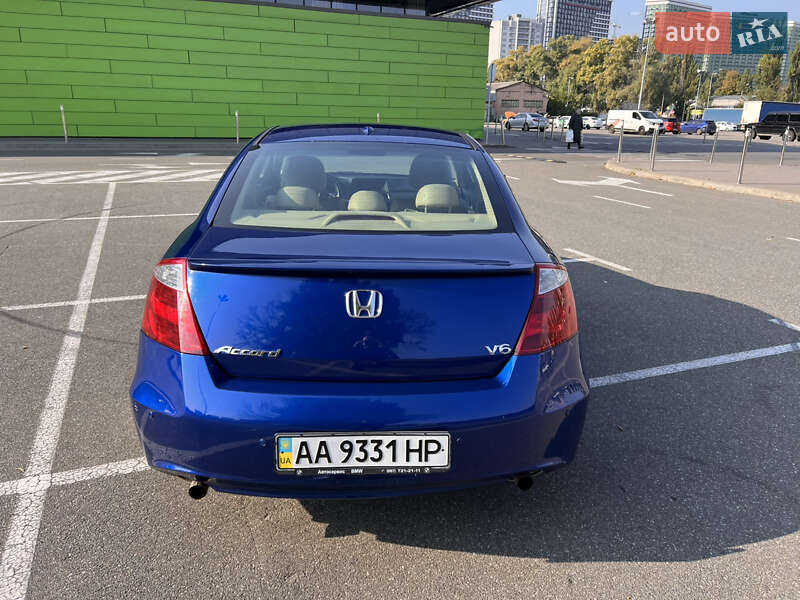 Купе Honda Accord 2008 в Києві