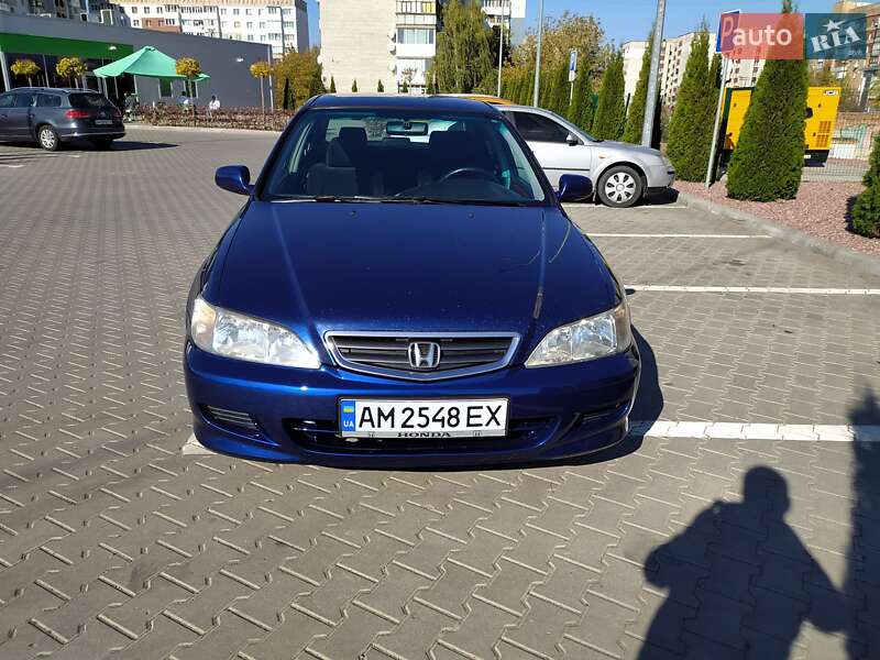 Седан Honda Accord 2001 в Житомире
