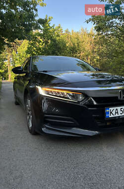 Седан Honda Accord 2017 в Киеве
