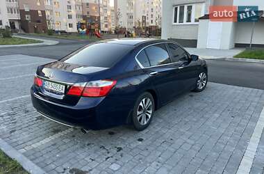 Седан Honda Accord 2012 в 