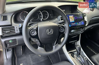 Седан Honda Accord 2017 в 