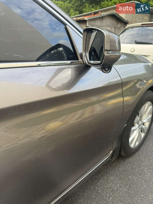 Седан Honda Accord 2014 в Киеве