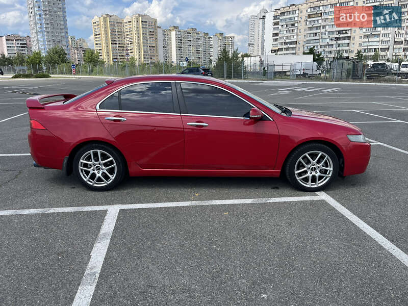 Седан Honda Accord 2005 в Киеве