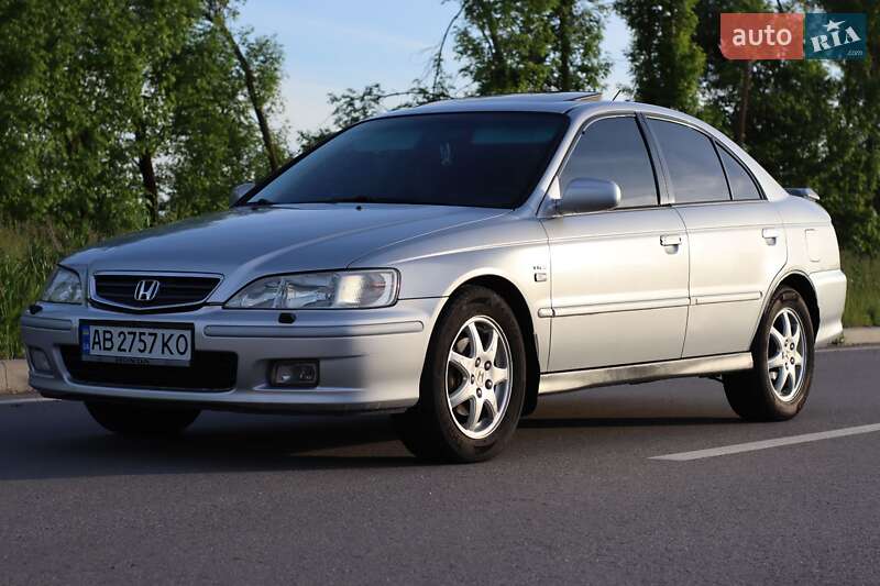 Седан Honda Accord 2001 в Хмельницком