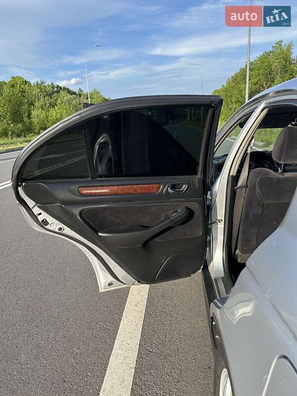 Седан Honda Accord 2001 в Хмельницком