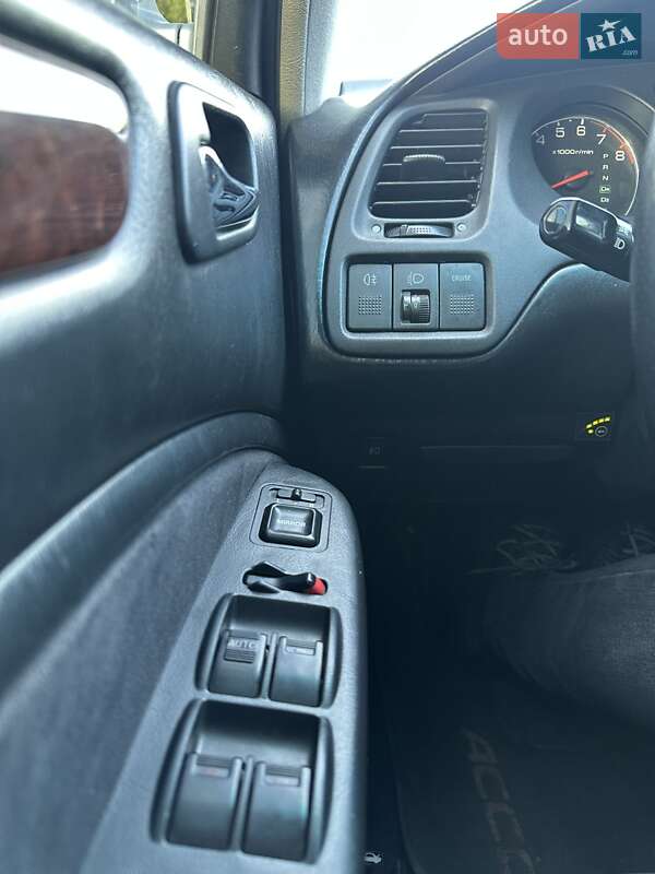 Седан Honda Accord 2001 в Хмельницком