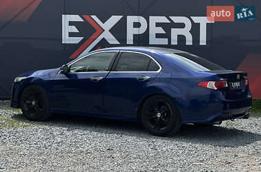 Седан Honda Accord 2010 в 