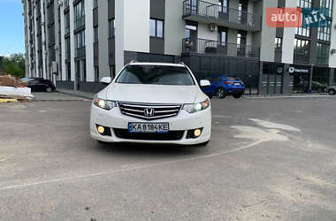 Универсал Honda Accord 2009 в 