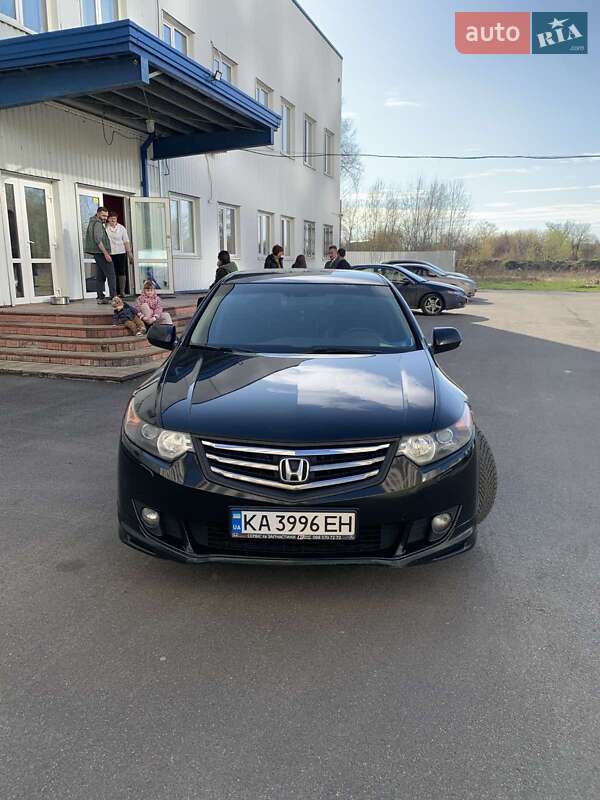 Седан Honda Accord 2008 в Киеве