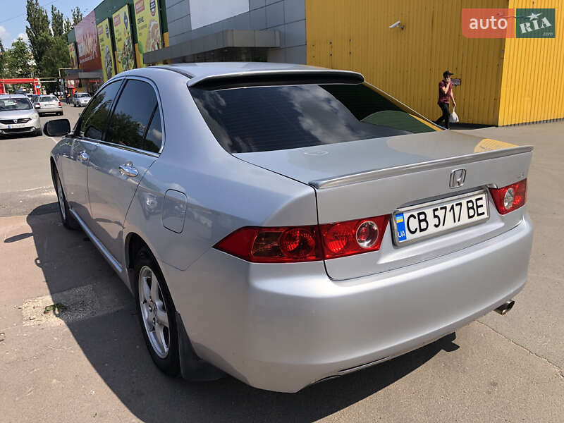 Седан Honda Accord 2003 в Нежине