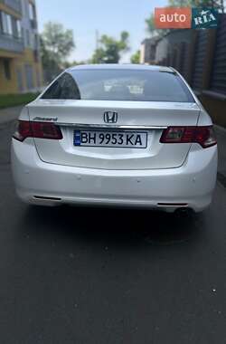 Седан Honda Accord 2011 в 