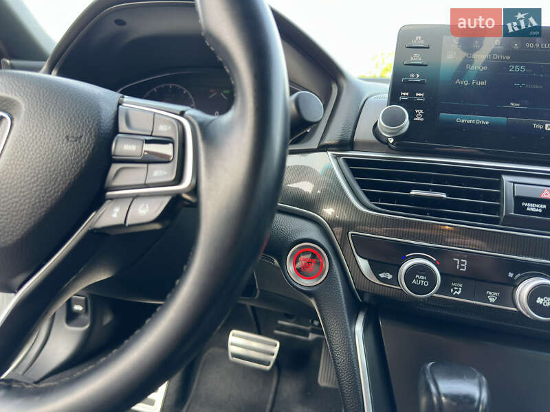 Седан Honda Accord 2019 в Ровно
