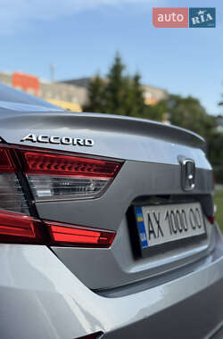 Седан Honda Accord 2018 в 