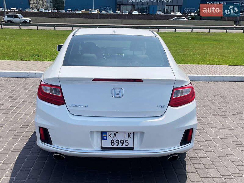 Купе Honda Accord 2014 в Киеве