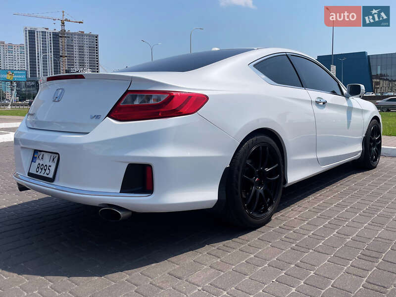 Купе Honda Accord 2014 в Киеве