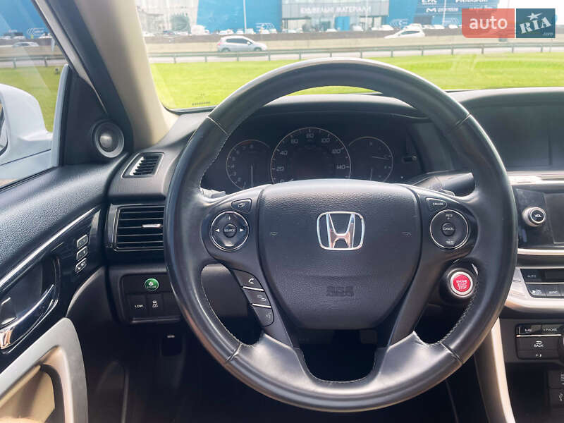 Купе Honda Accord 2014 в Киеве