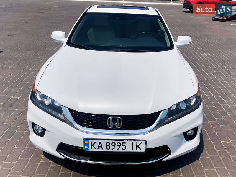 Купе Honda Accord 2014 в Киеве