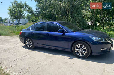 Седан Honda Accord 2013 в 