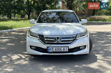 Седан Honda Accord 2015 в Запорожье