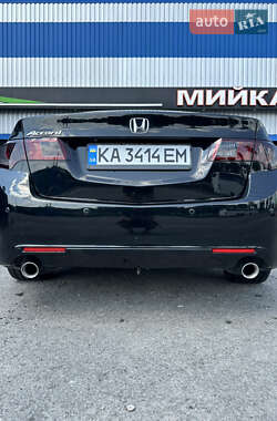 Седан Honda Accord 2010 в 