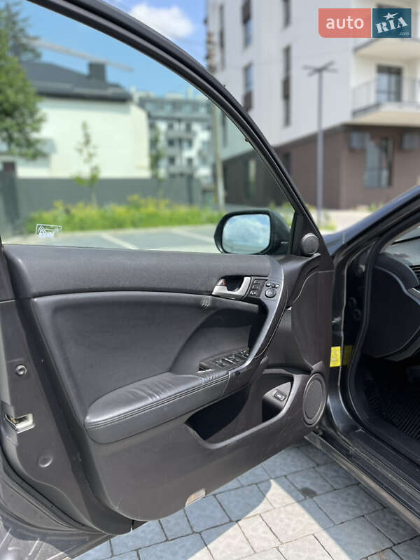 Седан Honda Accord 2008 в Городке
