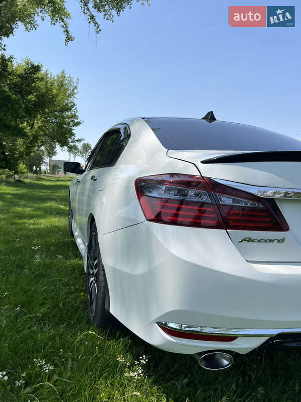 Седан Honda Accord 2016 в Могилев-Подольске фото 3 Седан Honda Accord 2016 в Могилев-Подольске