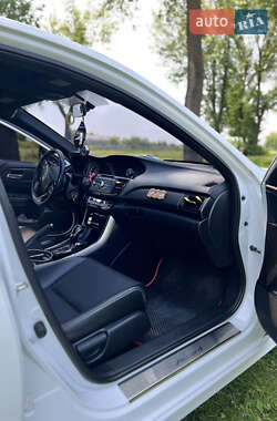 Седан Honda Accord 2016 в 
