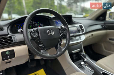 Седан Honda Accord 2014 в 