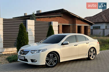 Седан Honda Accord 2011 в 