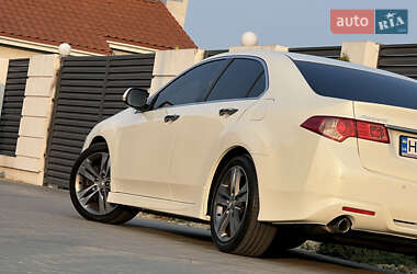 Седан Honda Accord 2011 в 