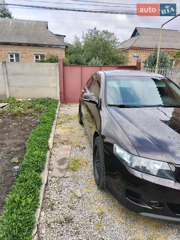 Седан Honda Accord 2006 в Кропивницком