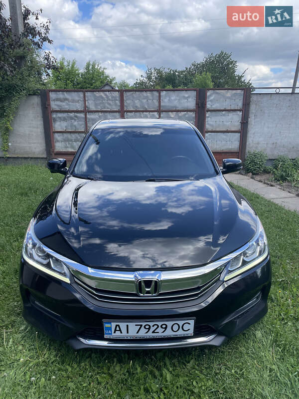 Седан Honda Accord 2016 в Березне