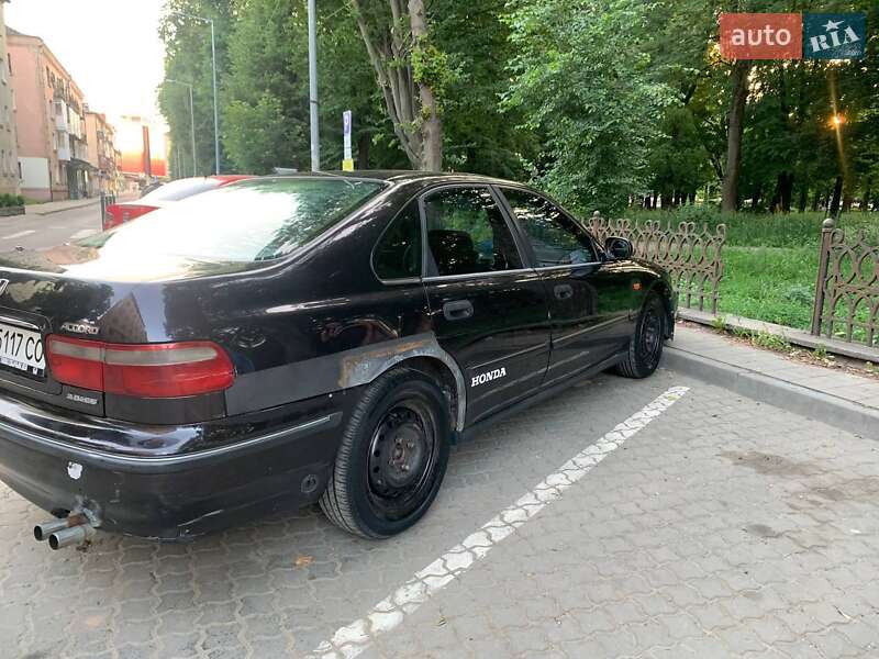 Седан Honda Accord 1997 в Ивано-Франковске