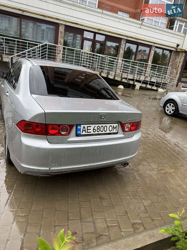 Седан Honda Accord 2006 в Черновцах