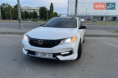 Седан Honda Accord 2017 в 