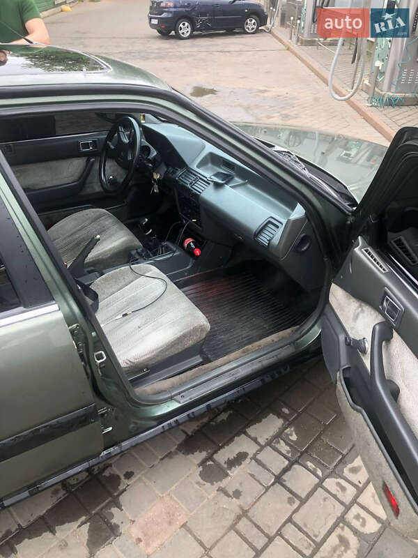 Седан Honda Accord 1987 в Николаеве